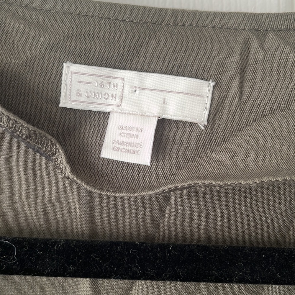 Cropped Olive Green Ruffle Jacket - Picture 2 of 4